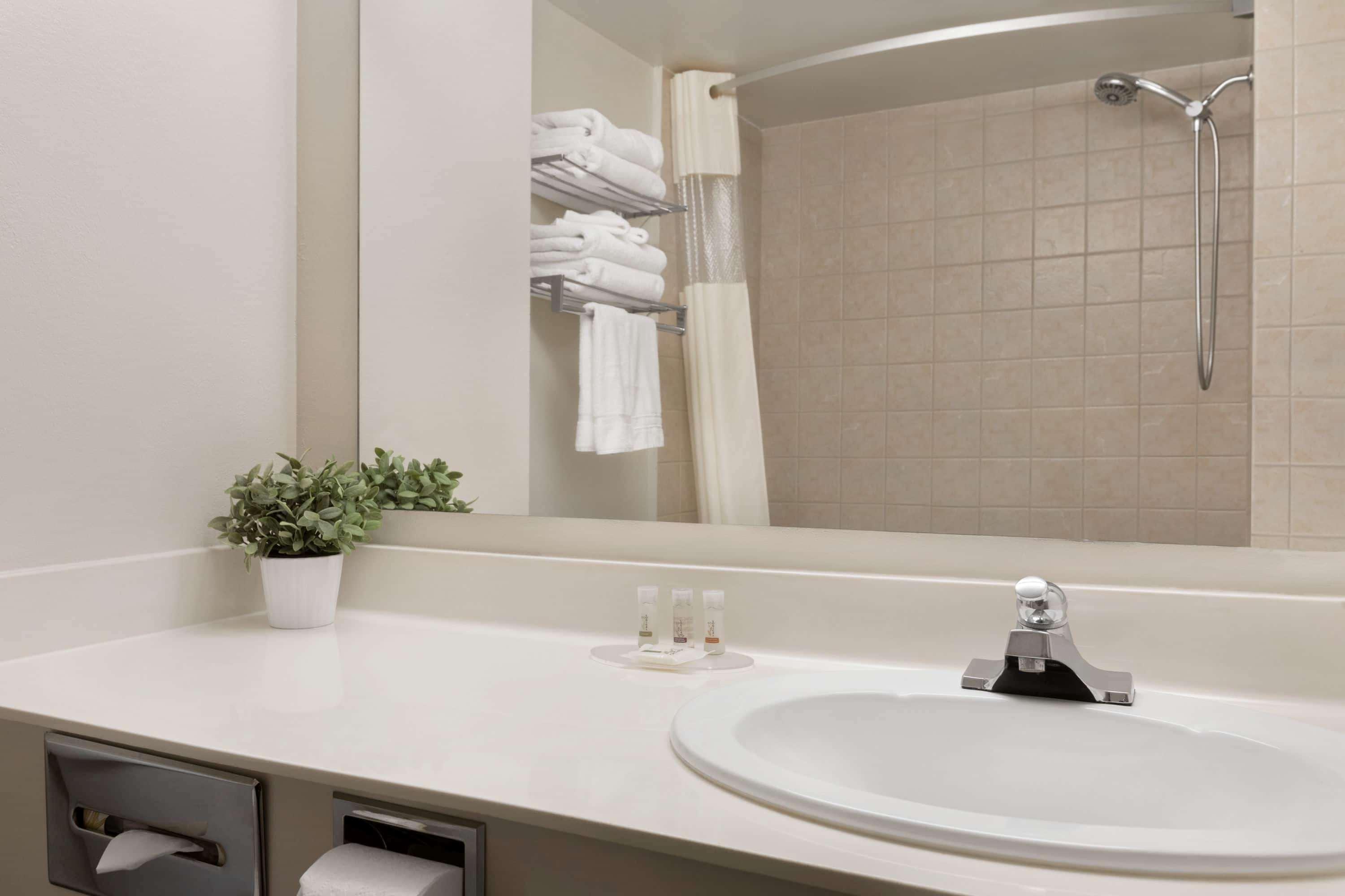 Days Inn By Wyndham Ottawa Airport Luaran gambar