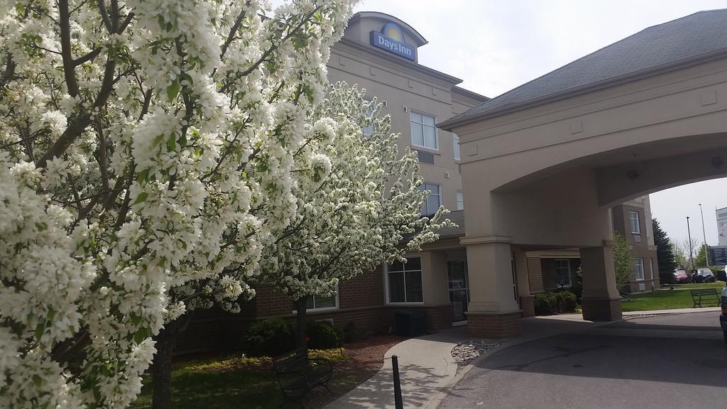 Days Inn By Wyndham Ottawa Airport Luaran gambar