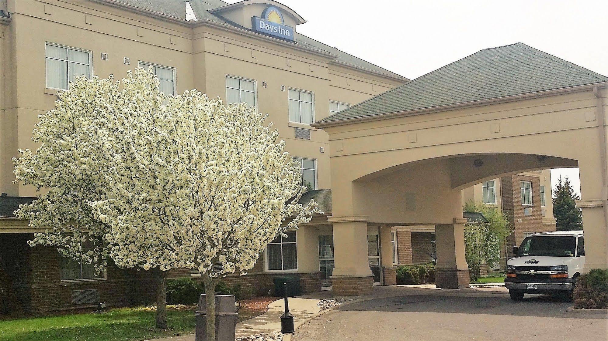 Days Inn By Wyndham Ottawa Airport Luaran gambar