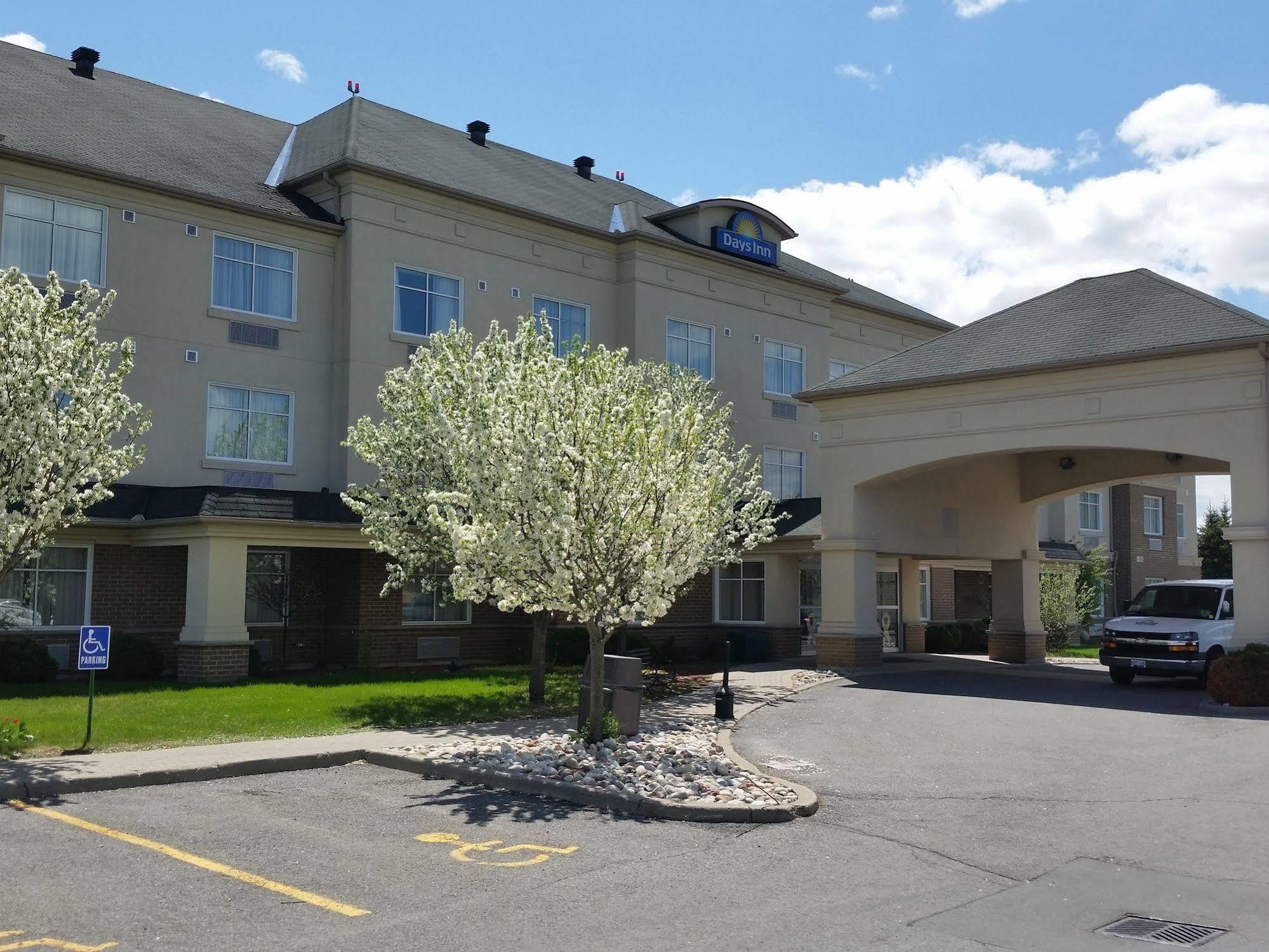 Days Inn By Wyndham Ottawa Airport Luaran gambar